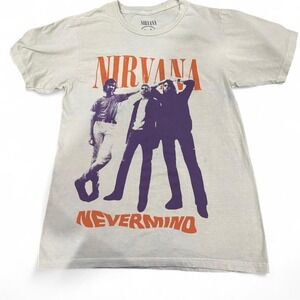 Nirvana Nevermind Band Tee Off White Graphic T-Shirt Small 2023 Licensed